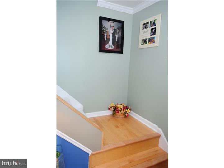 3316 Danley Road Philadelphia, PA 19154 - Photo 2 of 20 Living Room