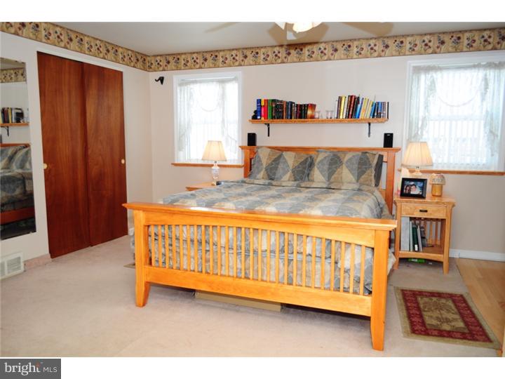3316 Danley Road Philadelphia, PA 19154 - Photo 13 of 20 Bedroom - Main