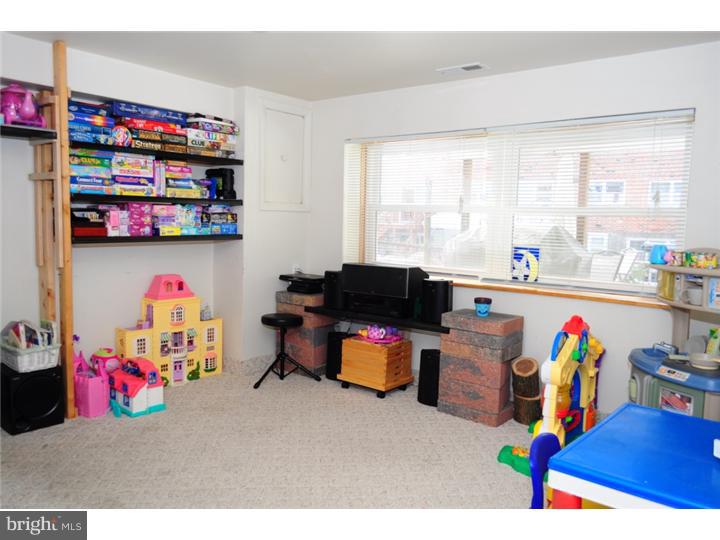 3316 Danley Road Philadelphia, PA 19154 - Photo 17 of 20