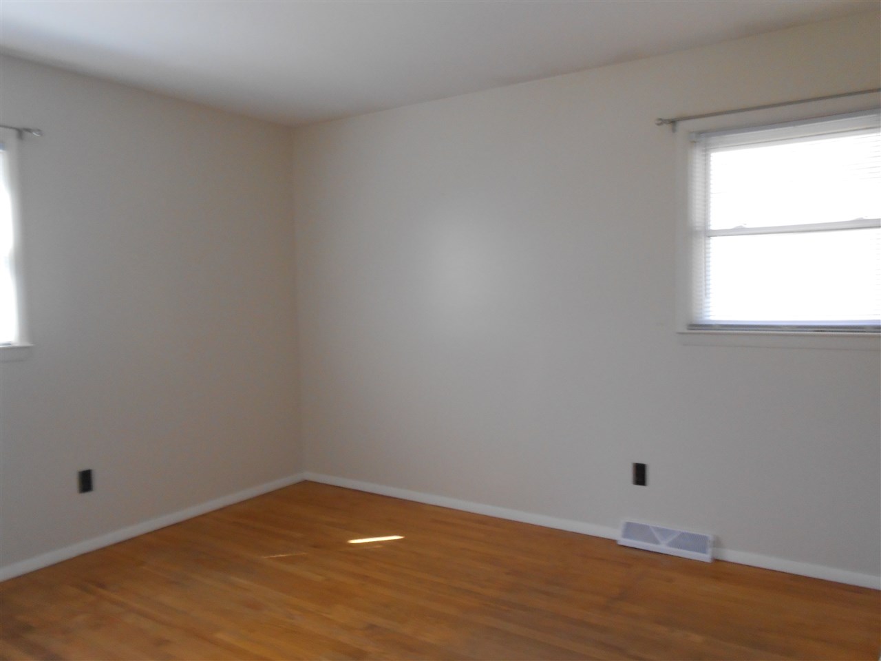 13437 East Chapel Road Solsberry, IN 47459 - Photo 12 of 20 Gallery Image 12