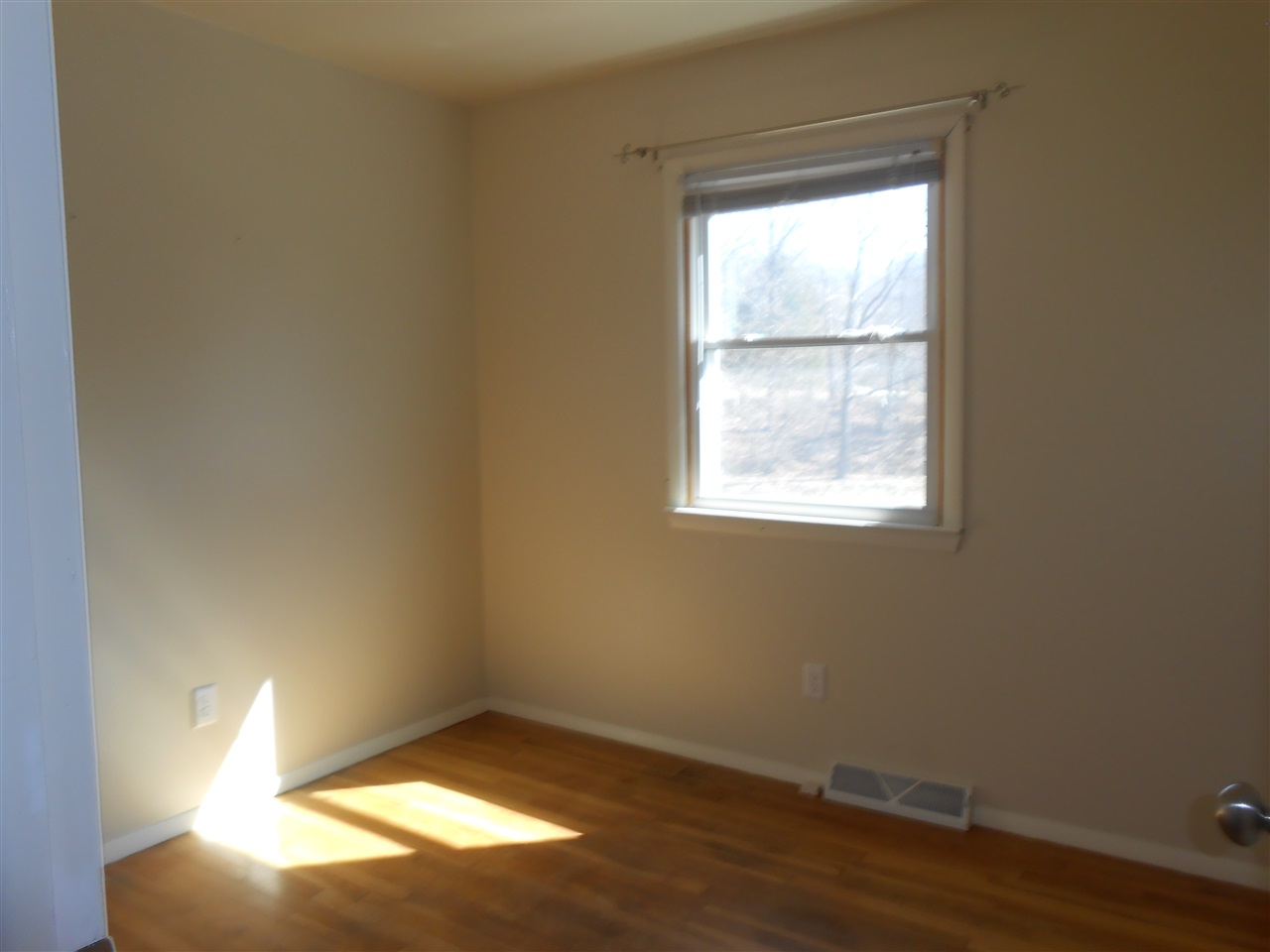 13437 East Chapel Road Solsberry, IN 47459 - Photo 14 of 20 Gallery Image 14