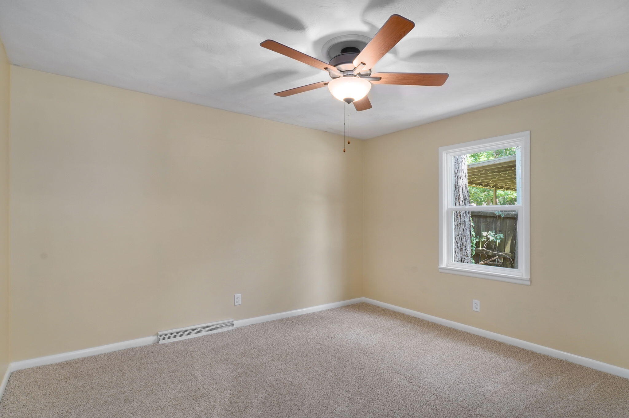 1309 East Bennett Street Springfield, MO 65804 - Photo 24 of 30 1309 E Bennett St-19
