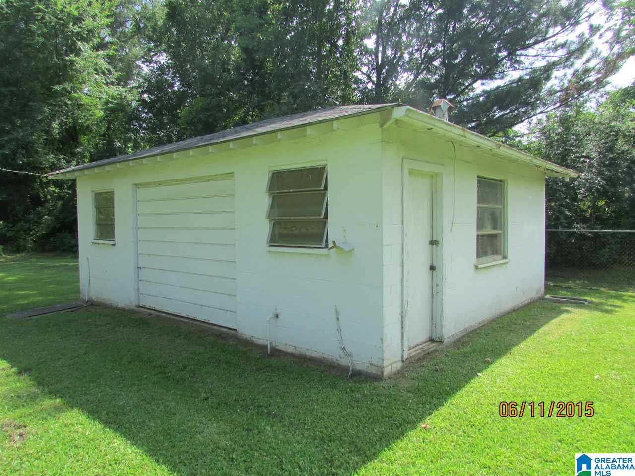 904 Argos Avenue Weaver, AL 36277 - Photo 9 of 31