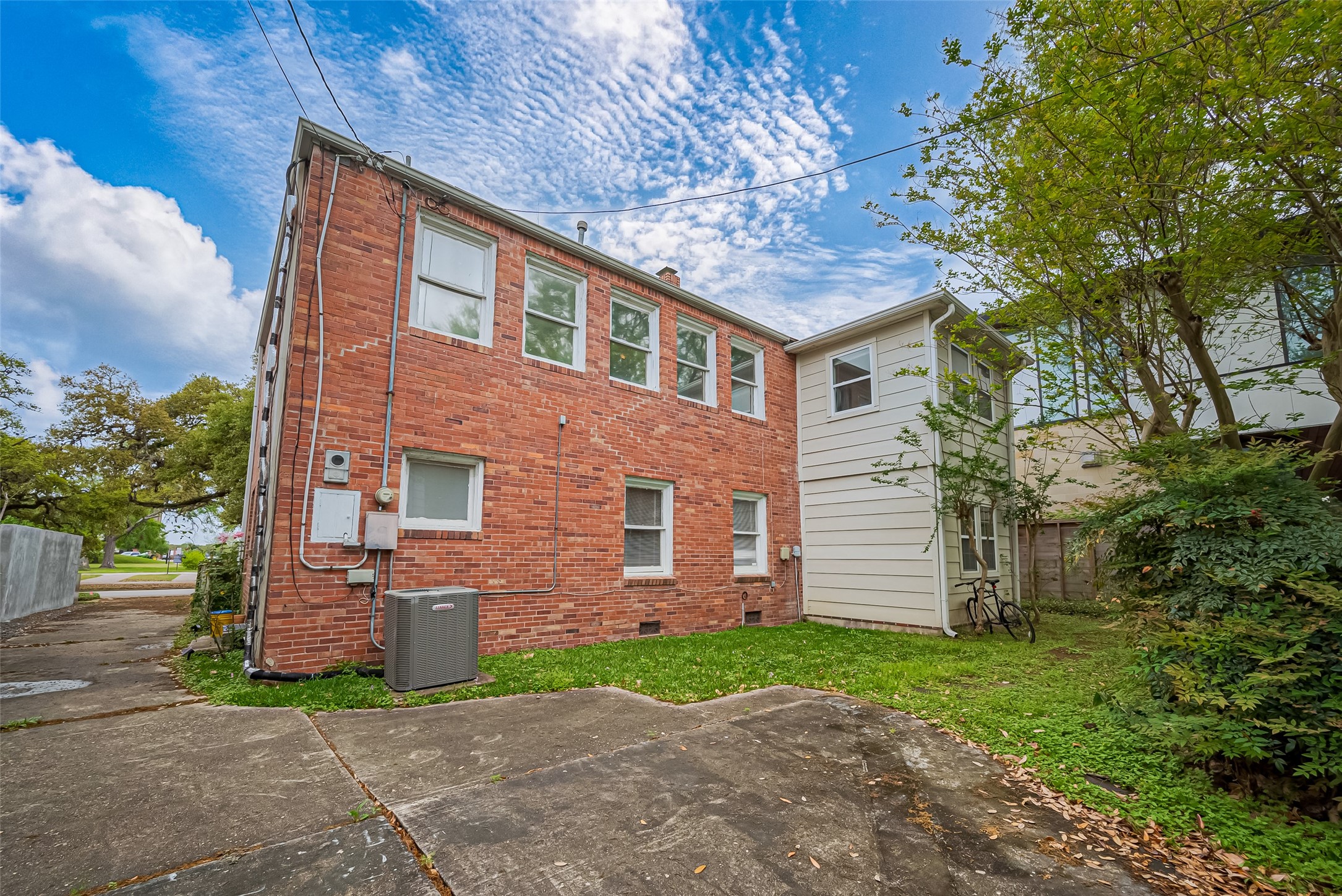 2163 University Boulevard Houston, TX 77030 - Photo 40 of 42