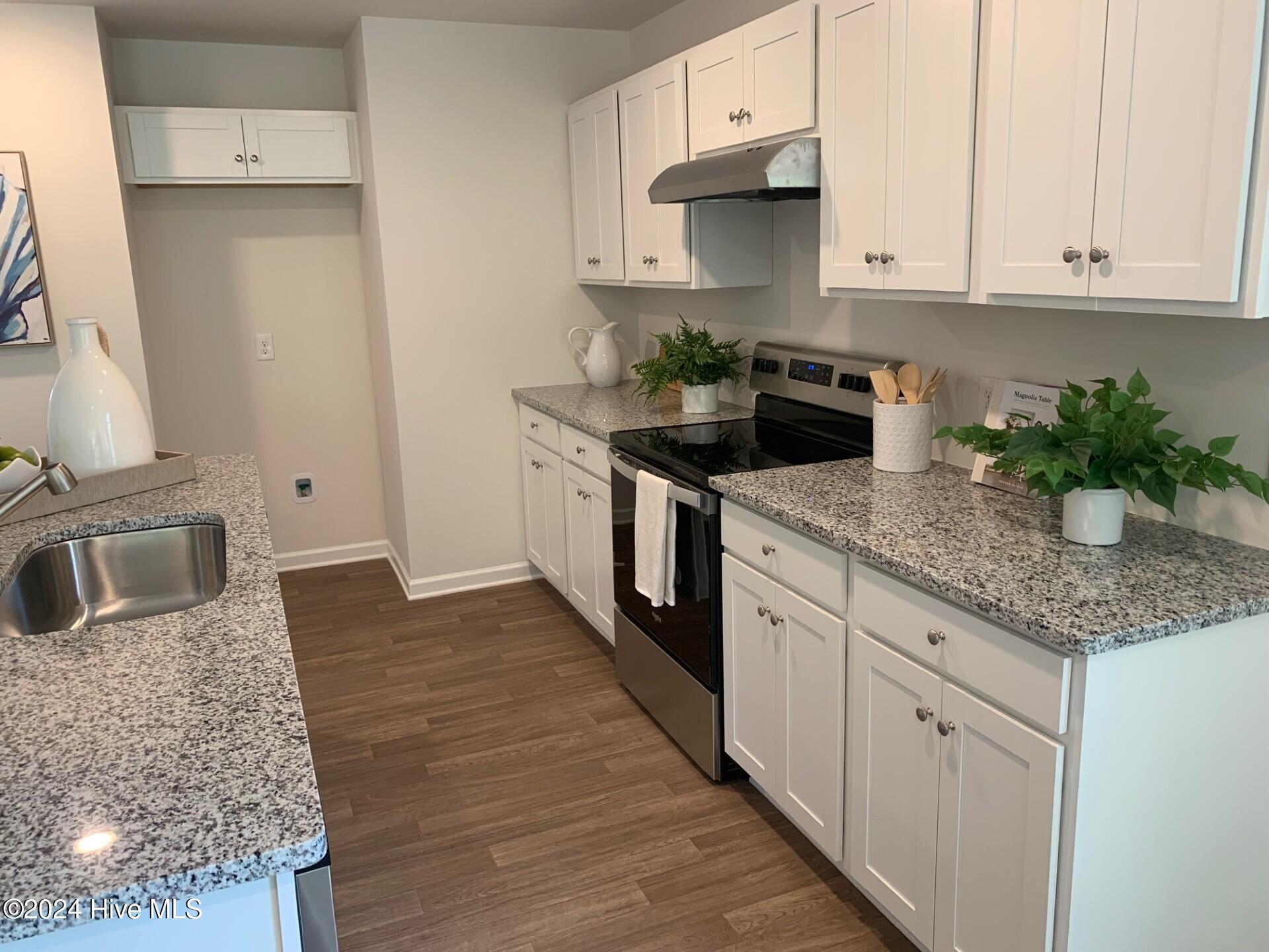 1348 Goldsboro Road Boiling Spring Lakes, NC 28461 - Photo 7 of 15 Highland kitchen 4