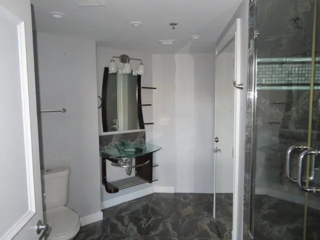 $599,900 | 115 West Peachtree Place Northwest, Unit 702, Atlanta, GA 30313