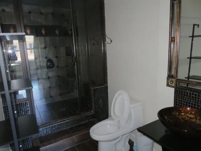 $599,900 | 115 West Peachtree Place Northwest, Unit 702, Atlanta, GA 30313