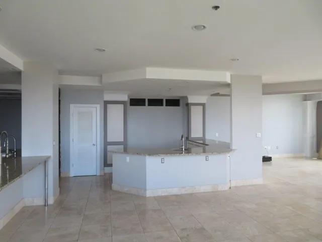 $599,900 | 115 West Peachtree Place Northwest, Unit 702, Atlanta, GA 30313