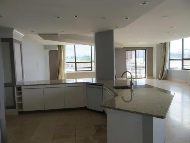 $599,900 | 115 West Peachtree Place Northwest, Unit 702, Atlanta, GA 30313