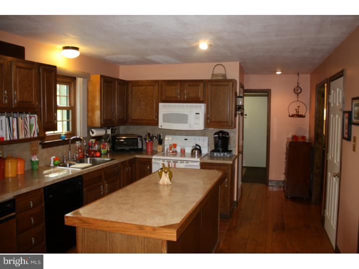 300 Estate Road Boyertown, PA 19512 - Photo 10 of 25 Gallery Image 10