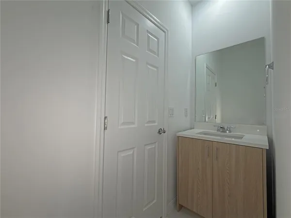 $2,100 | 1738 Barton Towne Circle, St. Cloud, FL 34769