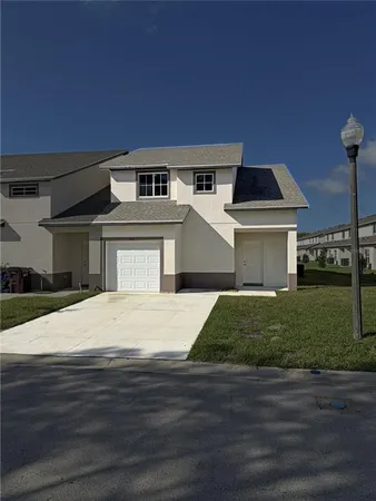 $2,100 | 1738 Barton Towne Circle, St. Cloud, FL 34769