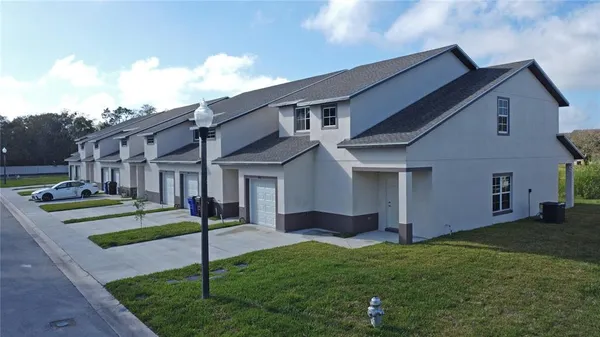 $2,100 | 1738 Barton Towne Circle, St. Cloud, FL 34769