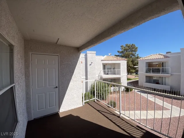 $179,000 | 6800 East Lake Mead Boulevard, Unit 2024, Las Vegas, NV 89156