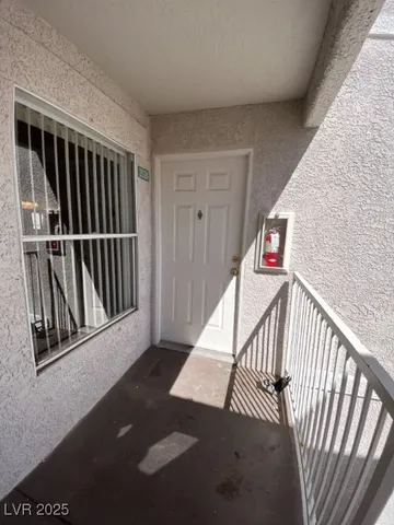 $179,000 | 6800 East Lake Mead Boulevard, Unit 2024, Las Vegas, NV 89156