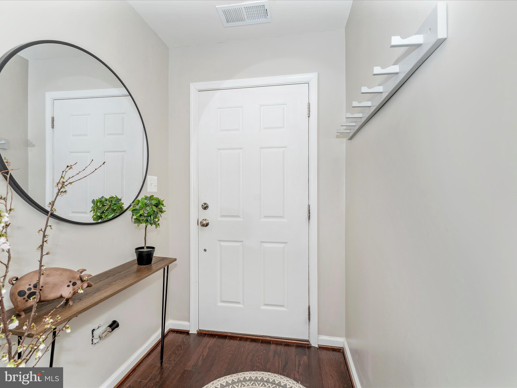 5602 Scott Ridge Place Frederick, MD 21704 - Photo 3 of 78 Foyer