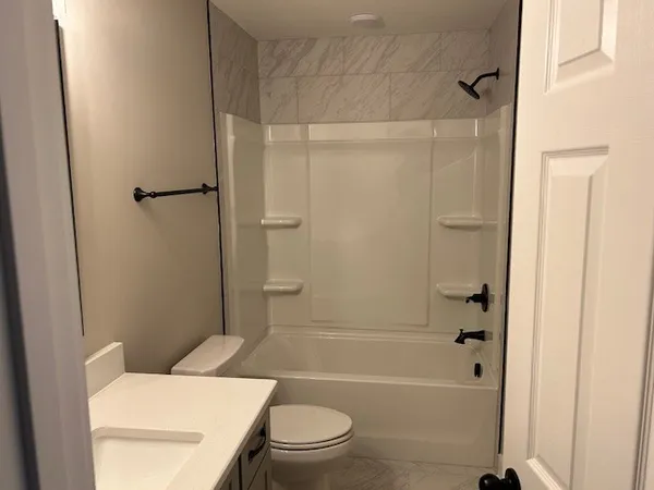 $1,895 | 2704 East Copeland Court, Unit B, Clarksville, TN 37042