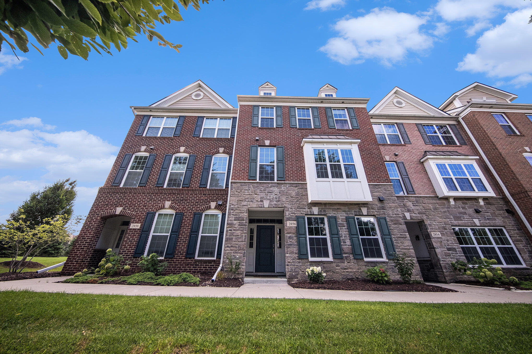 2856 Ridington Road Ann Arbor, MI 48105 - Photo 23 of 26 001_sbp_43_122