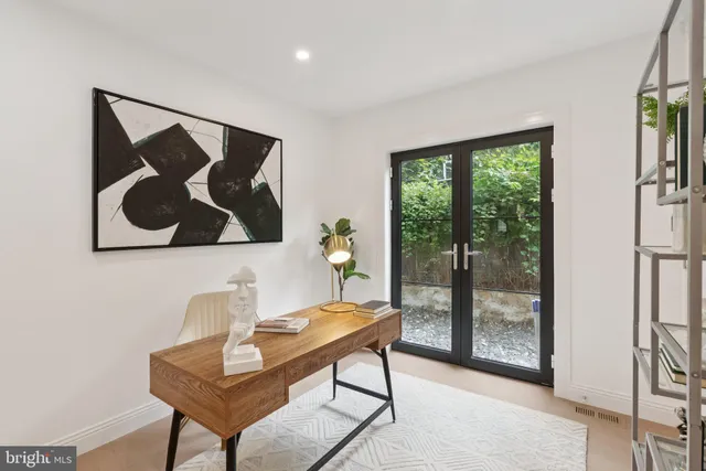 $2,195,000 | 3 Alden Lane, Chevy Chase, MD 20815