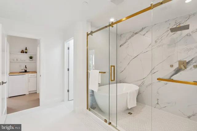 $2,195,000 | 3 Alden Lane, Chevy Chase, MD 20815