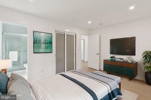 $2,195,000 | 3 Alden Lane, Chevy Chase, MD 20815