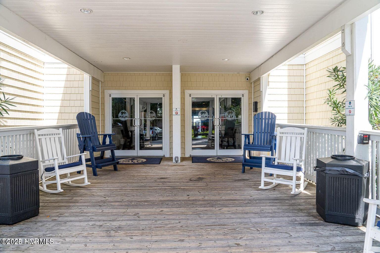 602 West Fort Macon Road, Unit 249 Atlantic Beach, NC 28512 - Photo 18 of 40 Palm Suites front Entry