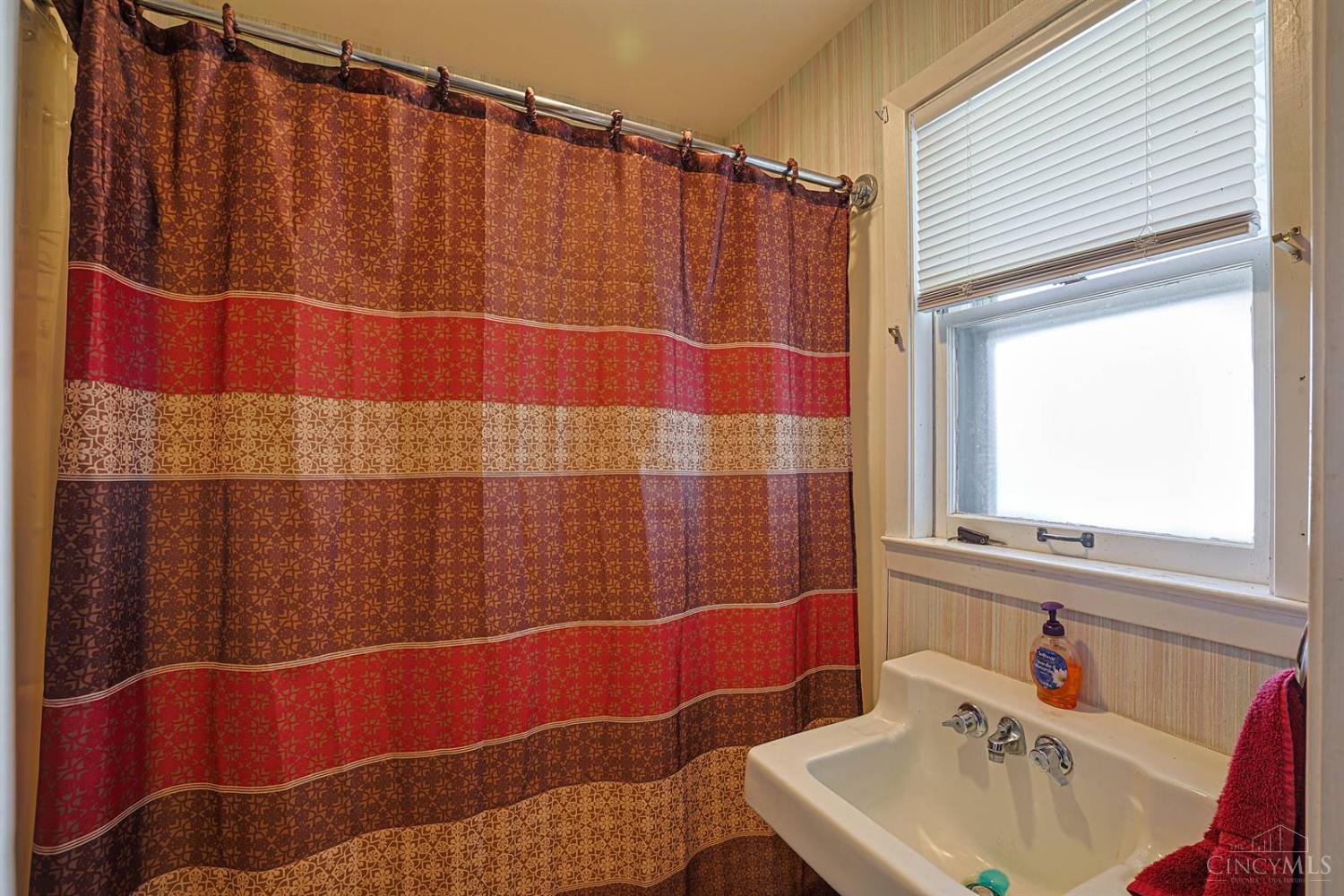 3686 Cincinnati Brookville Road Hamilton, OH 45013 - Photo 24 of 57