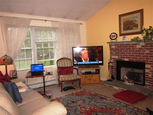 12 Joppa Road Worcester, MA 01602 - Photo 3 of 30 Gallery Image 3