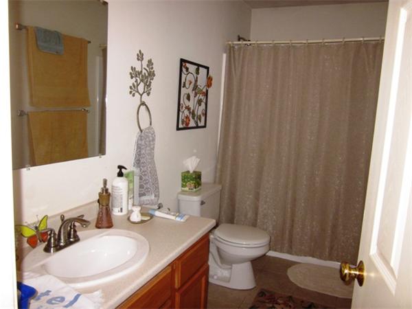12 Joppa Road Worcester, MA 01602 - Photo 10 of 30 Gallery Image 10