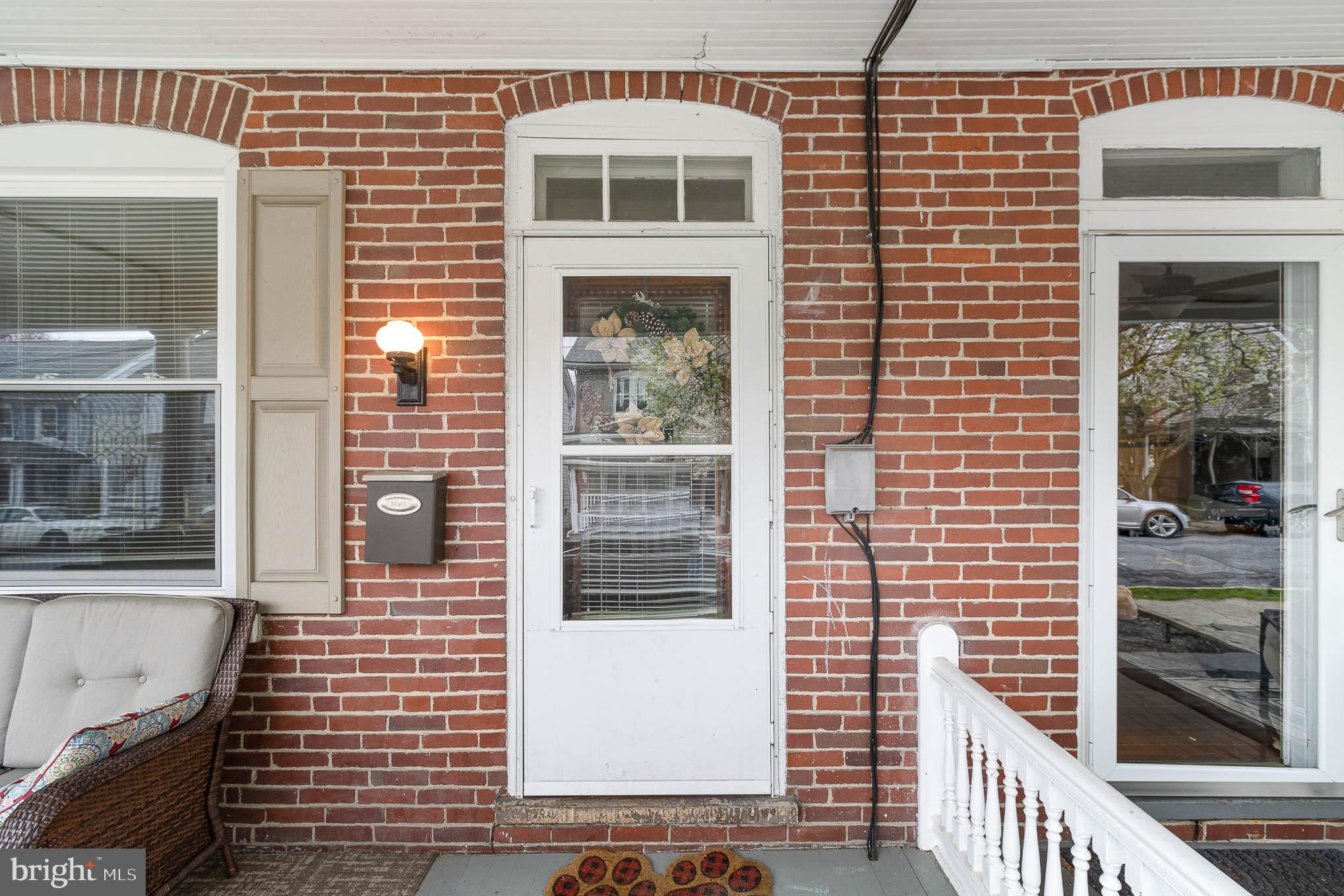 124 North Liberty Street Lititz, PA 17543 - Photo 4 of 25