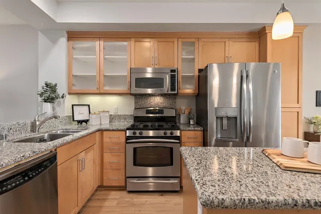 $898,000 | 534 North 7th Street, San Jose, CA 95112