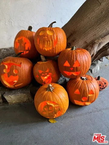 $2,395 | 941 North San Vicente Boulevard, Unit 2, West Hollywood, CA 90069