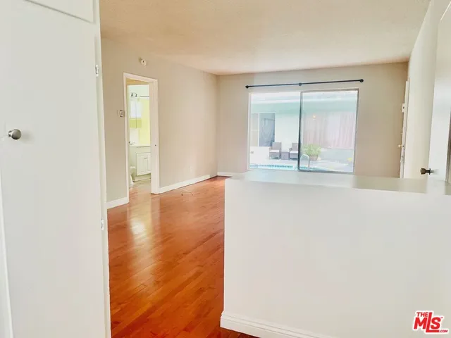 $2,395 | 941 North San Vicente Boulevard, Unit 2, West Hollywood, CA 90069