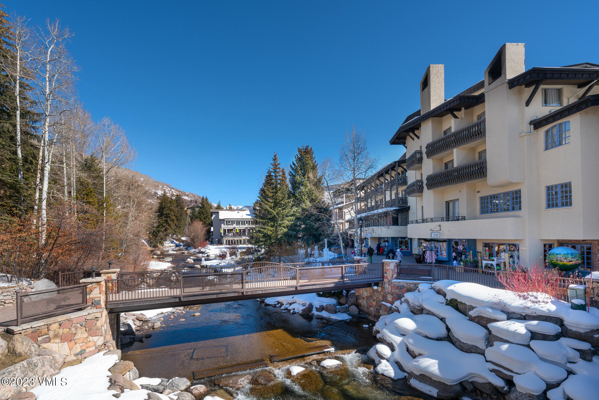 120 Willow Bridge Road, Unit 4J Vail, CO 81657 - Photo 25 of 34 120 Willow Bridge Road C-J4 28