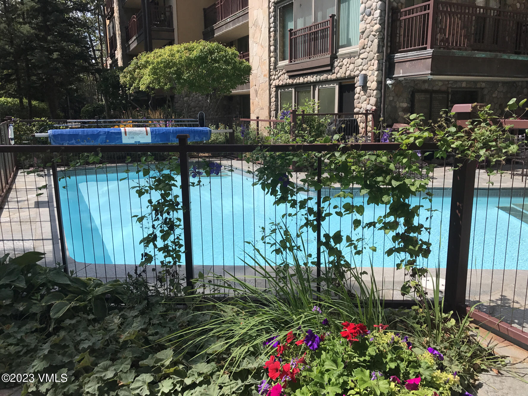 120 Willow Bridge Road, Unit 4J Vail, CO 81657 - Photo 32 of 34 120 Willow Bridge Road C-J4 37
