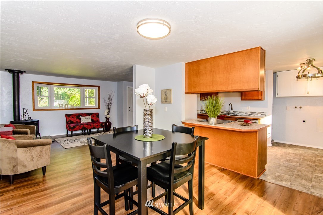 115 Raintree Loop Southeast Rainier, WA 98576 - Photo 7 of 25 Gallery Image 7
