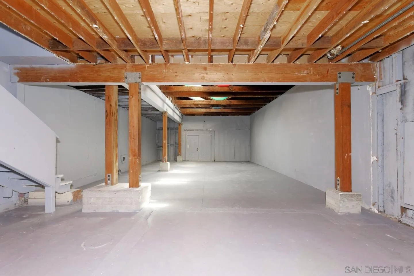 1038 24th Street Oakland, CA 94607 - Photo 12 of 17 a view of a garage