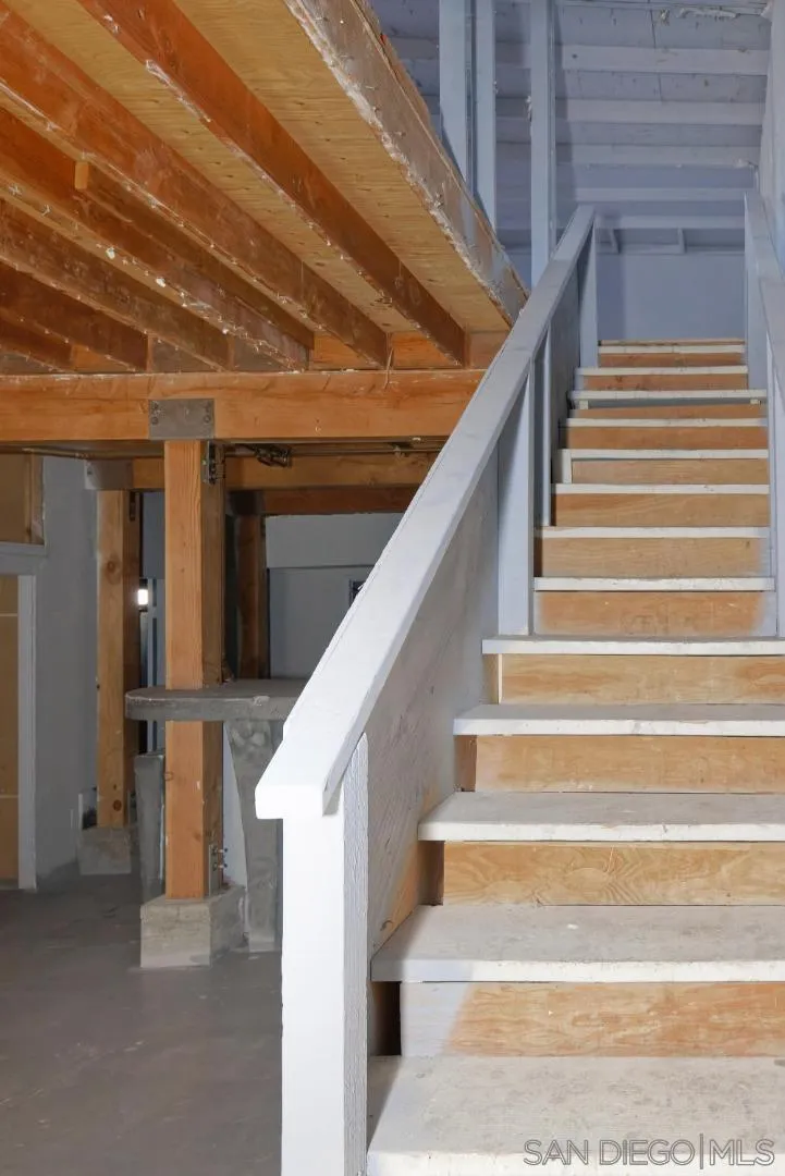 1038 24th Street Oakland, CA 94607 - Photo 13 of 17 a view of entryway