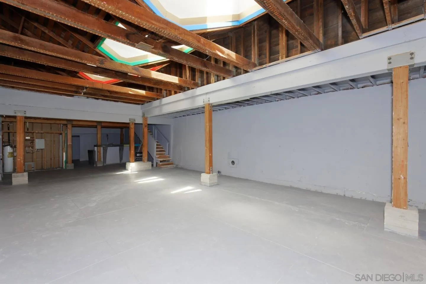 1038 24th Street Oakland, CA 94607 - Photo 7 of 17 a view of an empty room