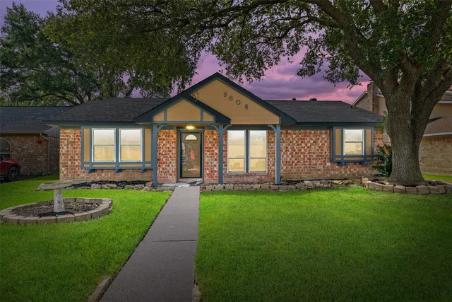 $279,999 | 9806 Sagebark Drive, Houston, TX 77089