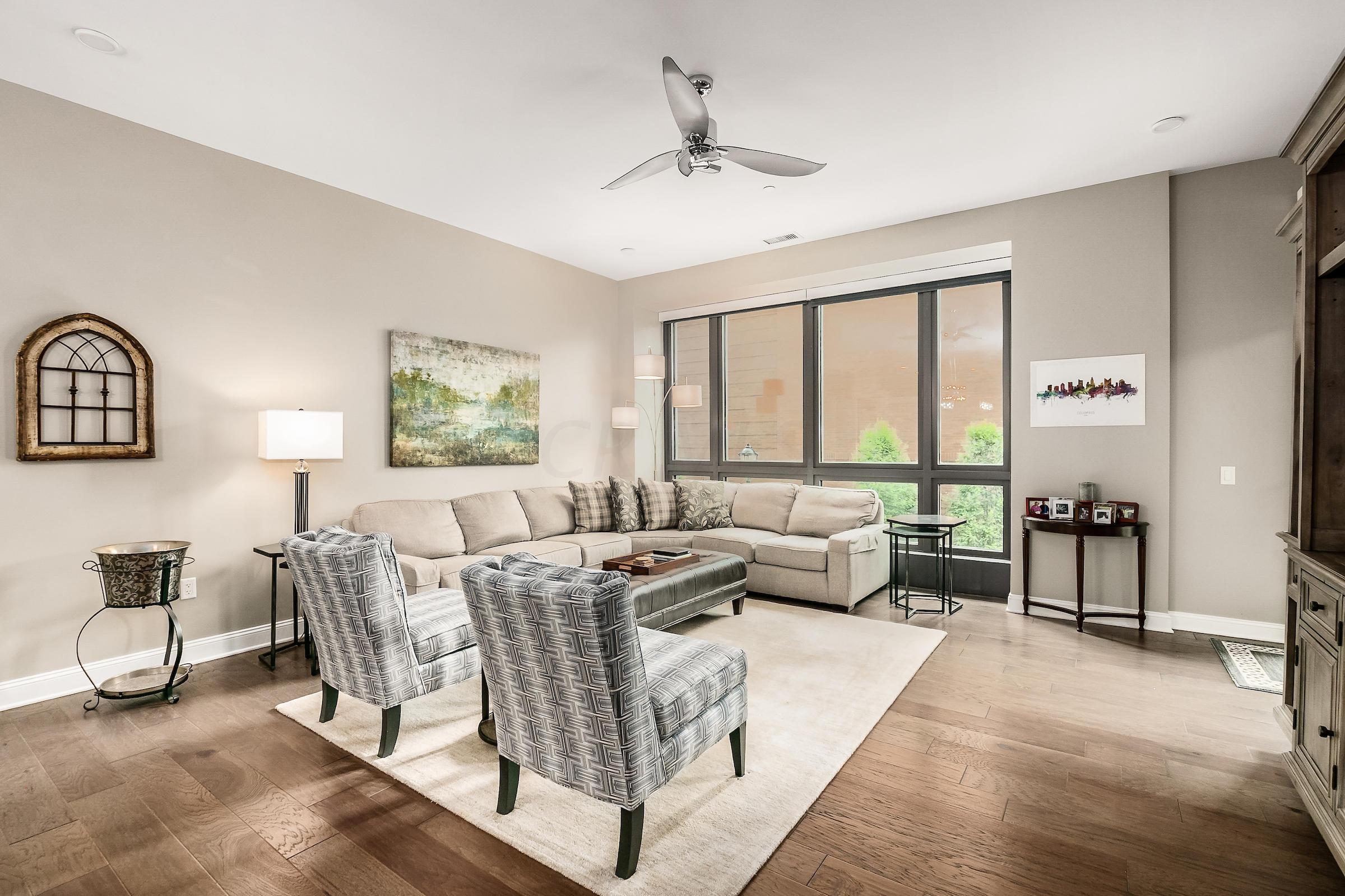250 West Spring Street, Unit 232 Columbus, OH 43215 - Photo 4 of 31