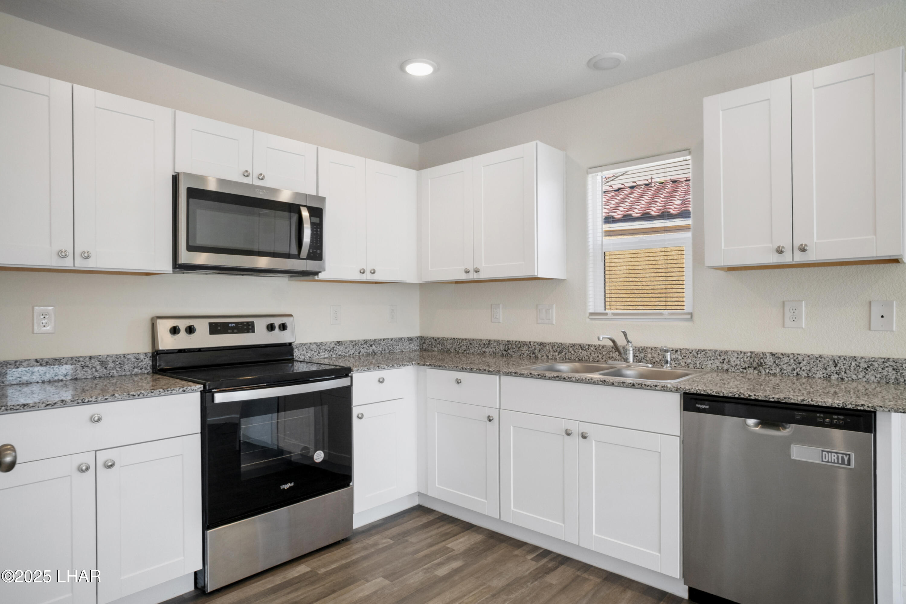 2398 Granite Road Bullhead City, AZ 86442 - Photo 9 of 35 NK206247
