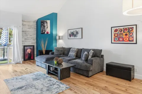 $399,000 | 2261 Summerton Drive, San Jose, CA 95122