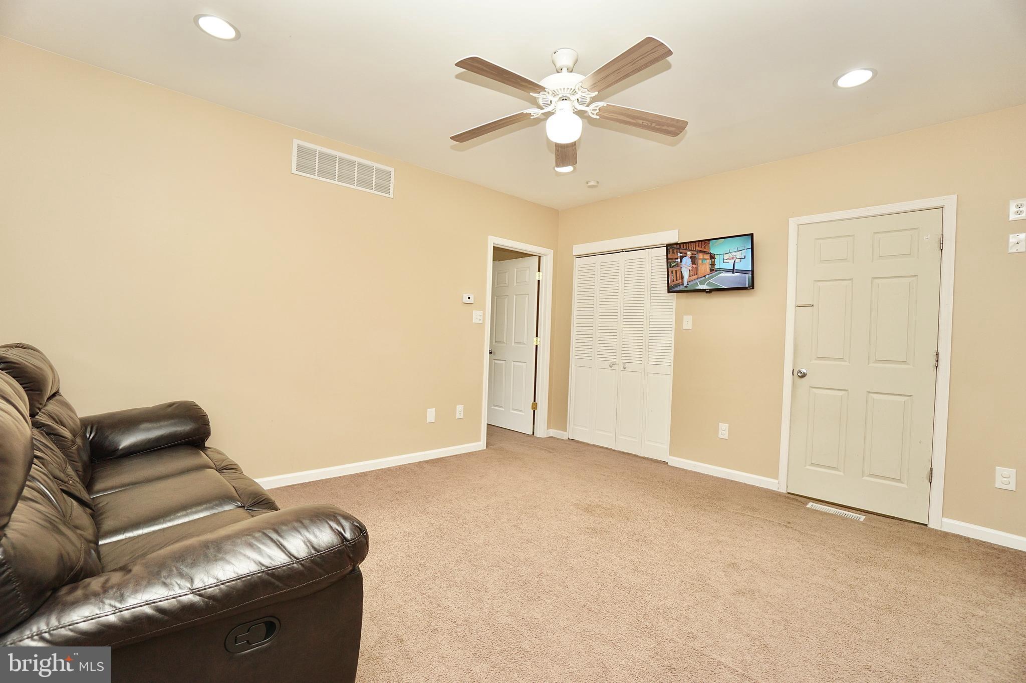 253 Vineyard Road Atco, NJ 08004 - Photo 34 of 54 Gallery Image 34