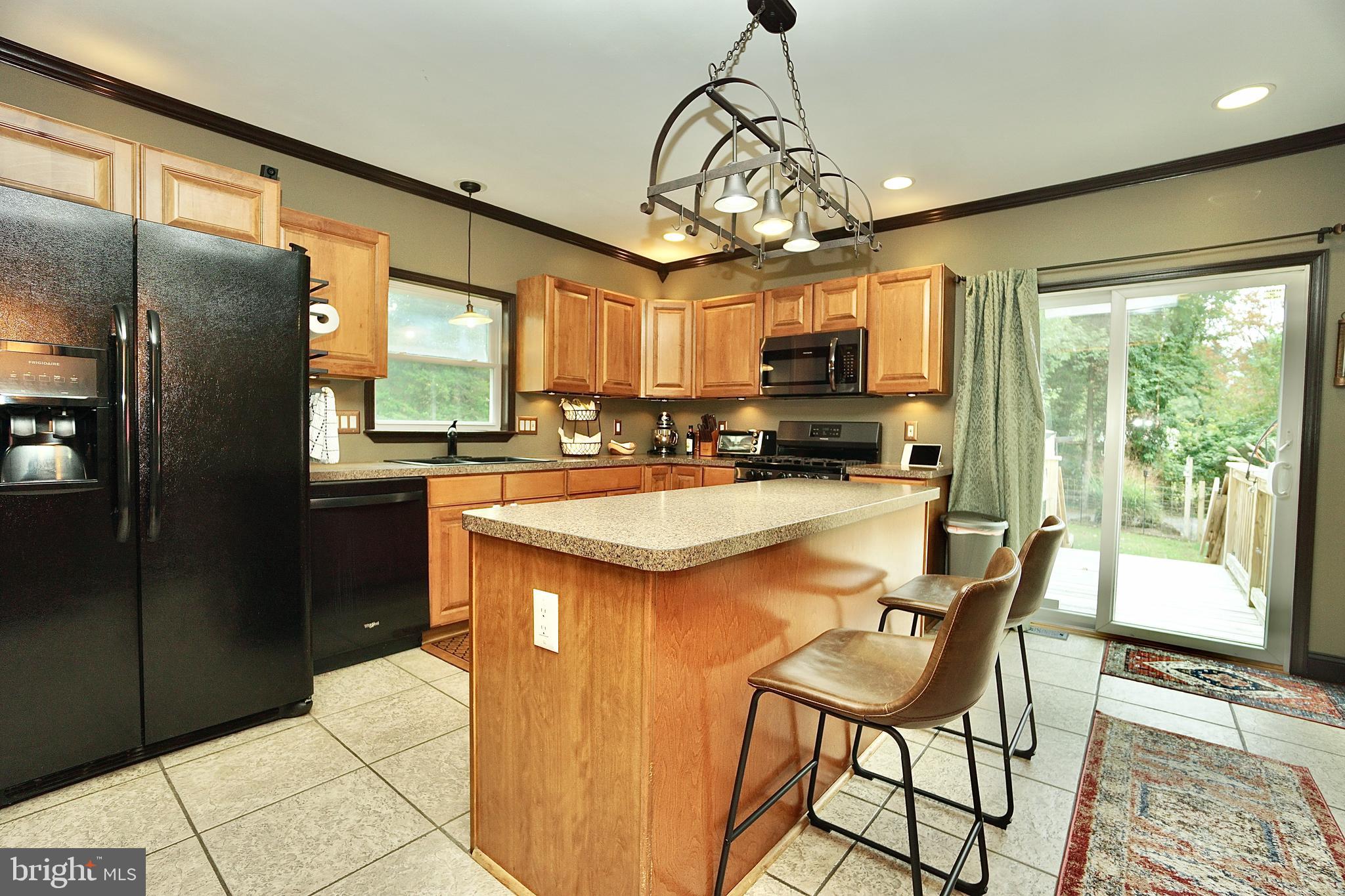 253 Vineyard Road Atco, NJ 08004 - Photo 5 of 54 Gallery Image 5