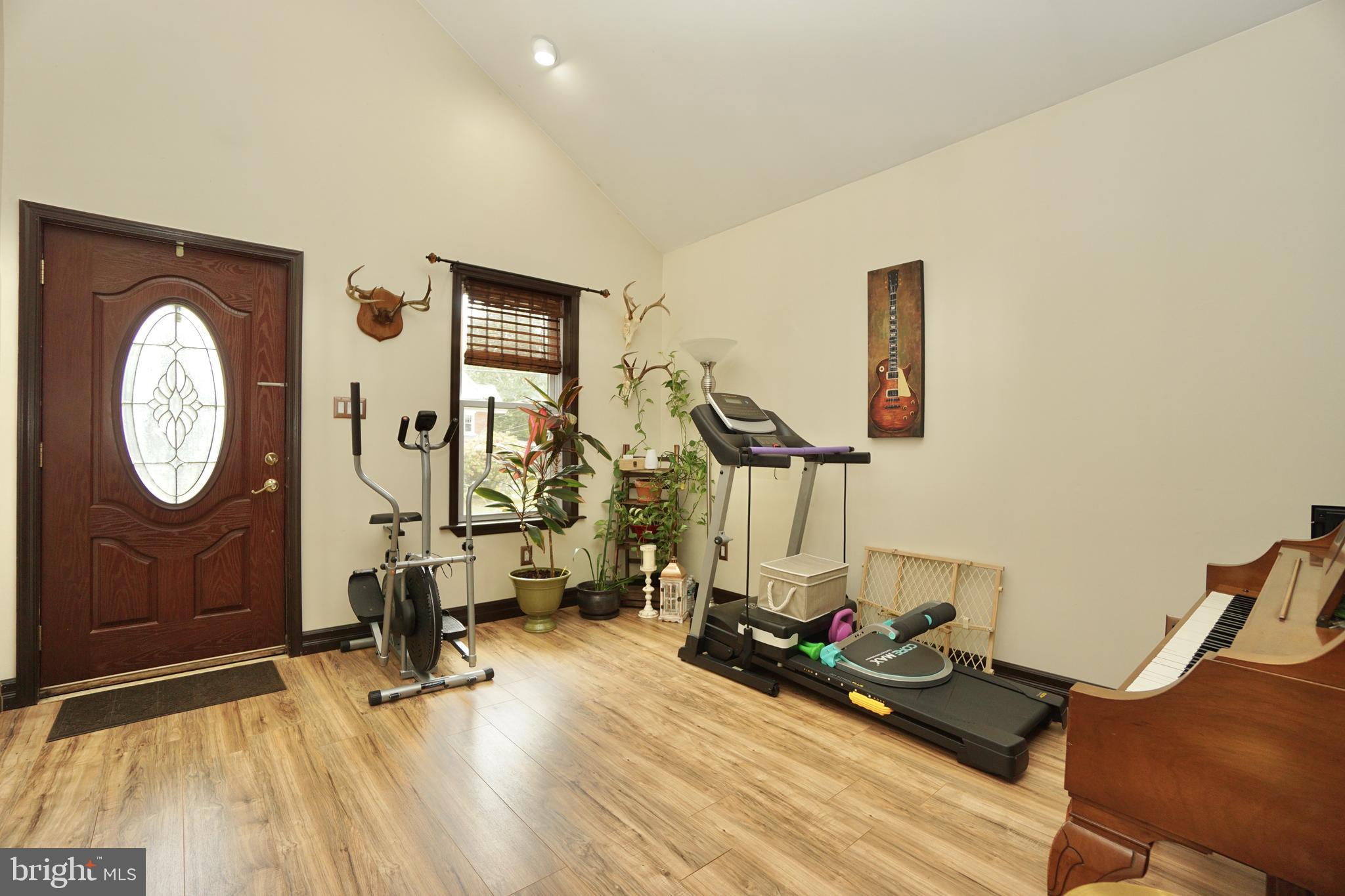 253 Vineyard Road Atco, NJ 08004 - Photo 9 of 54 Gallery Image 9