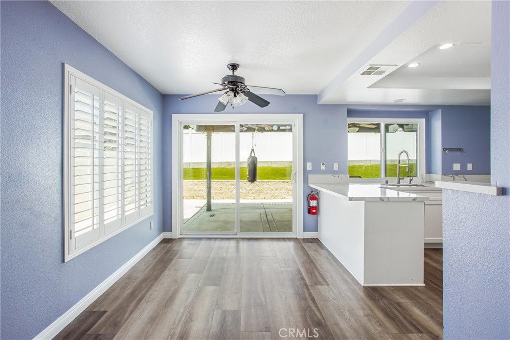 31110 Nice Mentone, CA 92359 - Photo 15 of 41