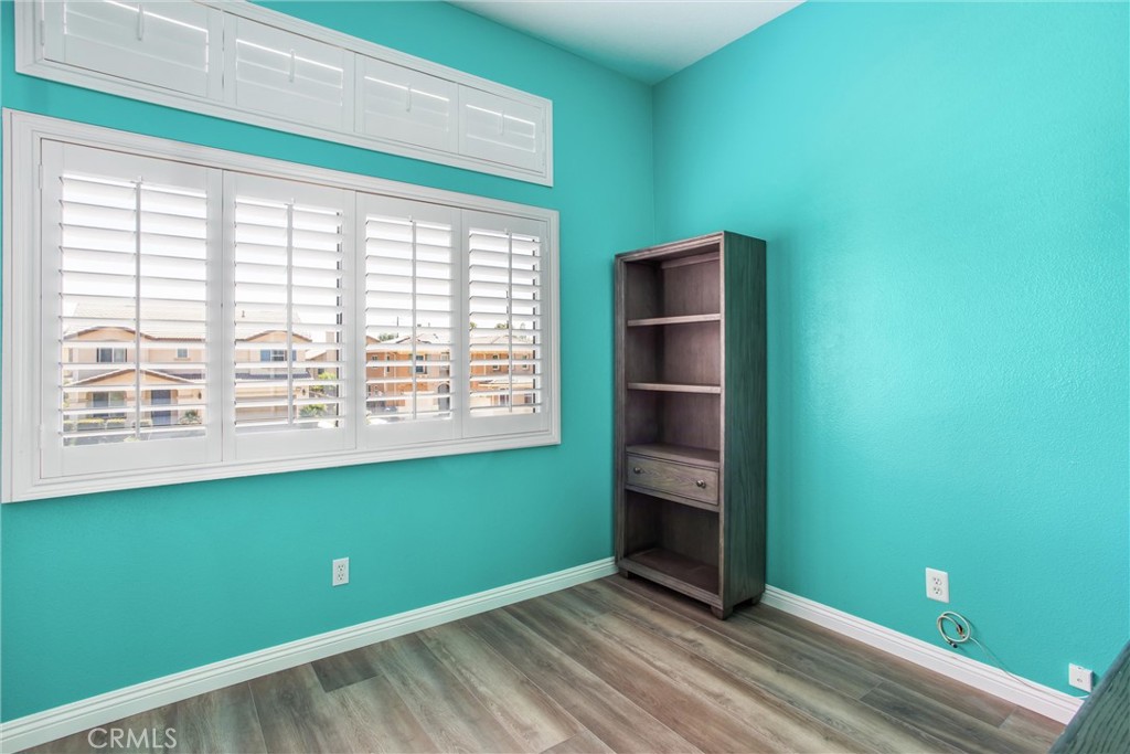 31110 Nice Mentone, CA 92359 - Photo 24 of 41