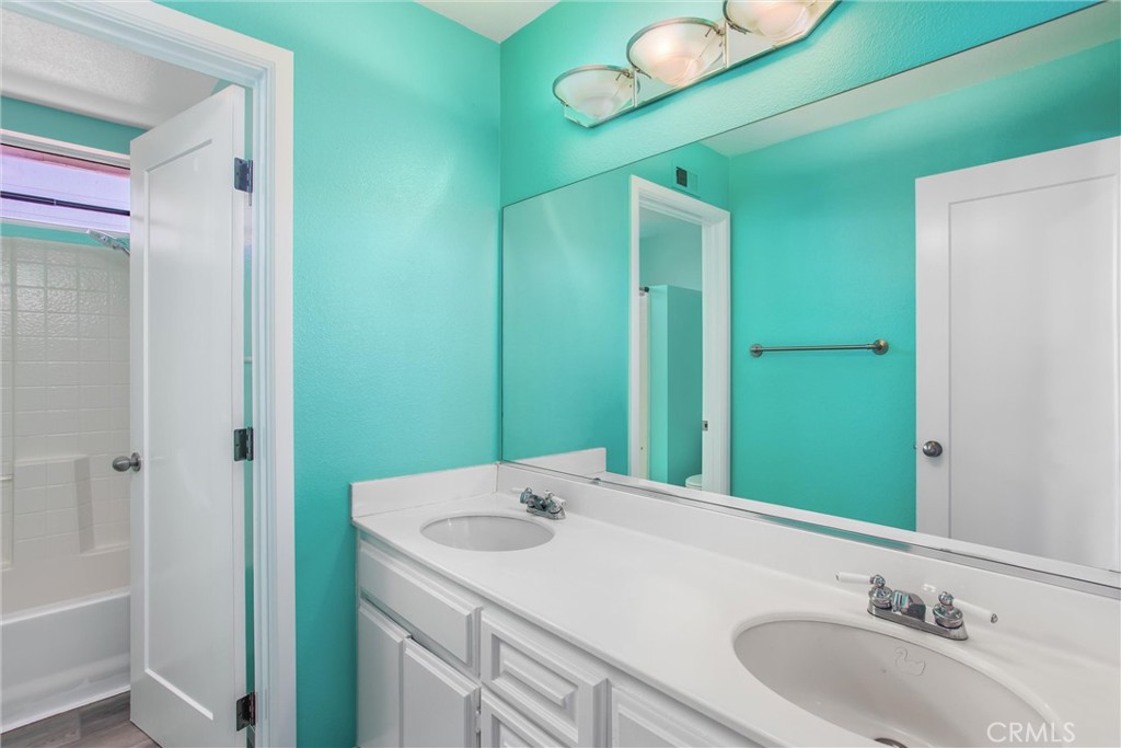 31110 Nice Mentone, CA 92359 - Photo 25 of 41