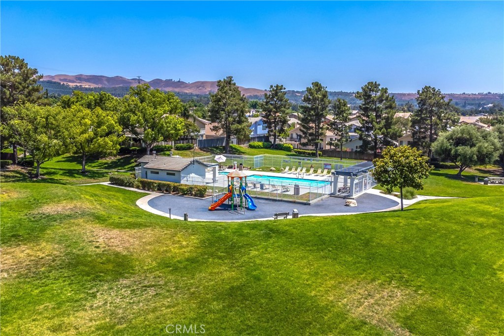 31110 Nice Mentone, CA 92359 - Photo 36 of 41